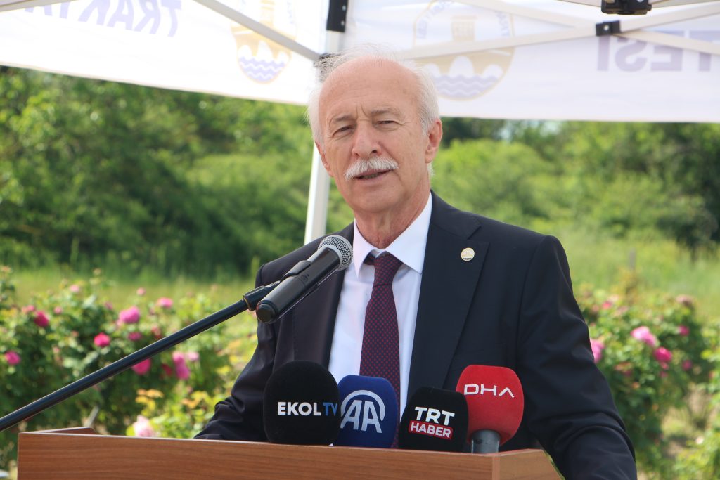 Edirne Gülü’ne coşkulu hasat! | Edirne Ahval Gazetesi IMG 5557 | Edirne Ahval Gazetesi