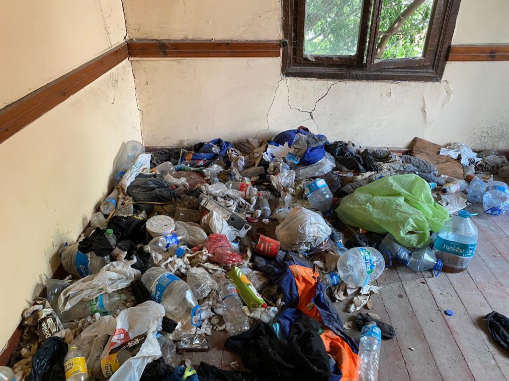 Tarihi cemevi konağı kaderine terk edildi | Edirne Ahval Gazetesi WhatsApp Image 2025 05 20 at 17.27.47 2 | Edirne Ahval Gazetesi