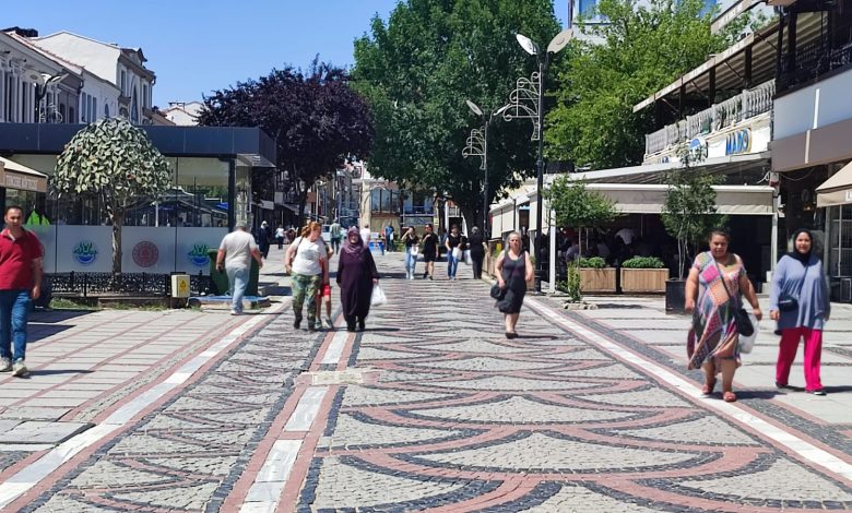 Edirne’den yurtdışına 881 kişilik göç | Edirne Ahval Gazetesi WhatsApp Image 2025 06 24 at 14.42.20 | Edirne Ahval Gazetesi