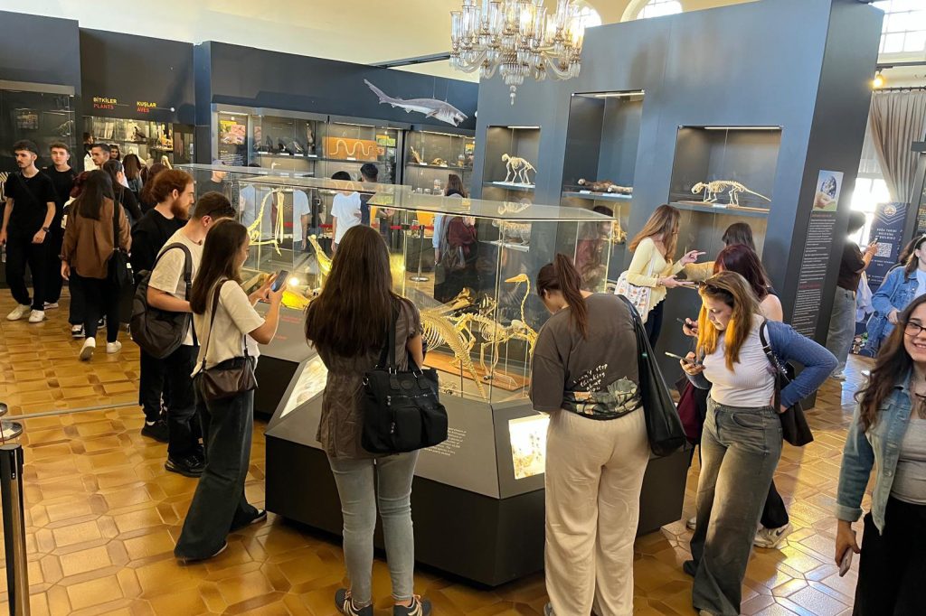 Yeni öğrencilere 'kültürel' oryantasyon | Edirne Ahval Gazetesi WhatsApp Image 2025 09 22 at 16.14.30 2 | Edirne Ahval Gazetesi