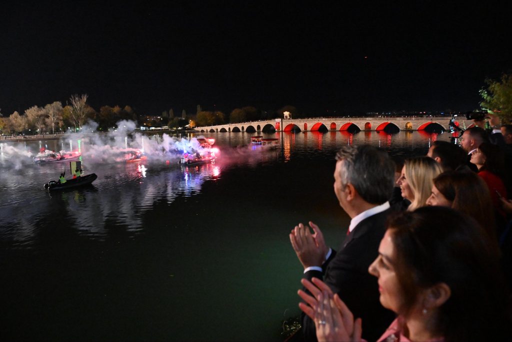 Meriç Nehri'nde Cumhuriyet ışığı | Edirne Ahval Gazetesi G4dG9HjWIAAtDSe | Edirne Ahval Gazetesi