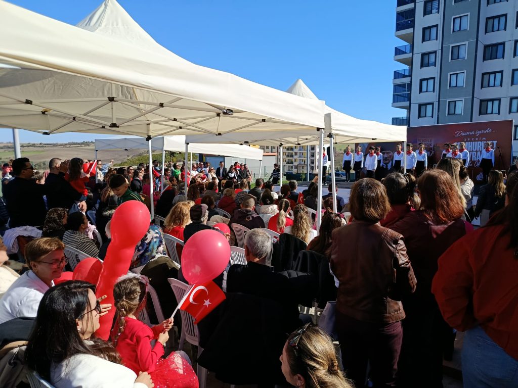 Belediyeden çocuklara renkli bayram etkinliği | Edirne Ahval Gazetesi WhatsApp Image 2025 10 29 at 15.05.57 | Edirne Ahval Gazetesi