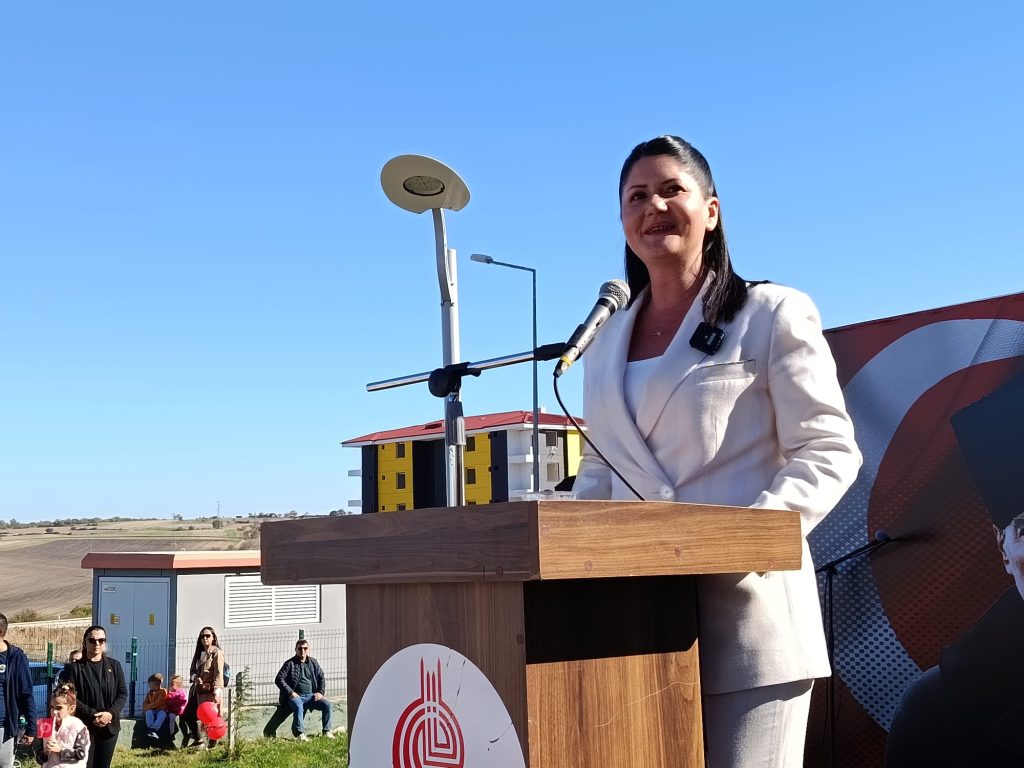 Belediyeden çocuklara renkli bayram etkinliği | Edirne Ahval Gazetesi WhatsApp Image 2025 10 29 at 15.05.57 4 | Edirne Ahval Gazetesi