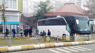 Refüje çarpan otobüs trafiği durdurdu | Edirne Ahval Gazetesi WhatsApp Image 2025 11 17 at 16.10.05 | Edirne Ahval Gazetesi