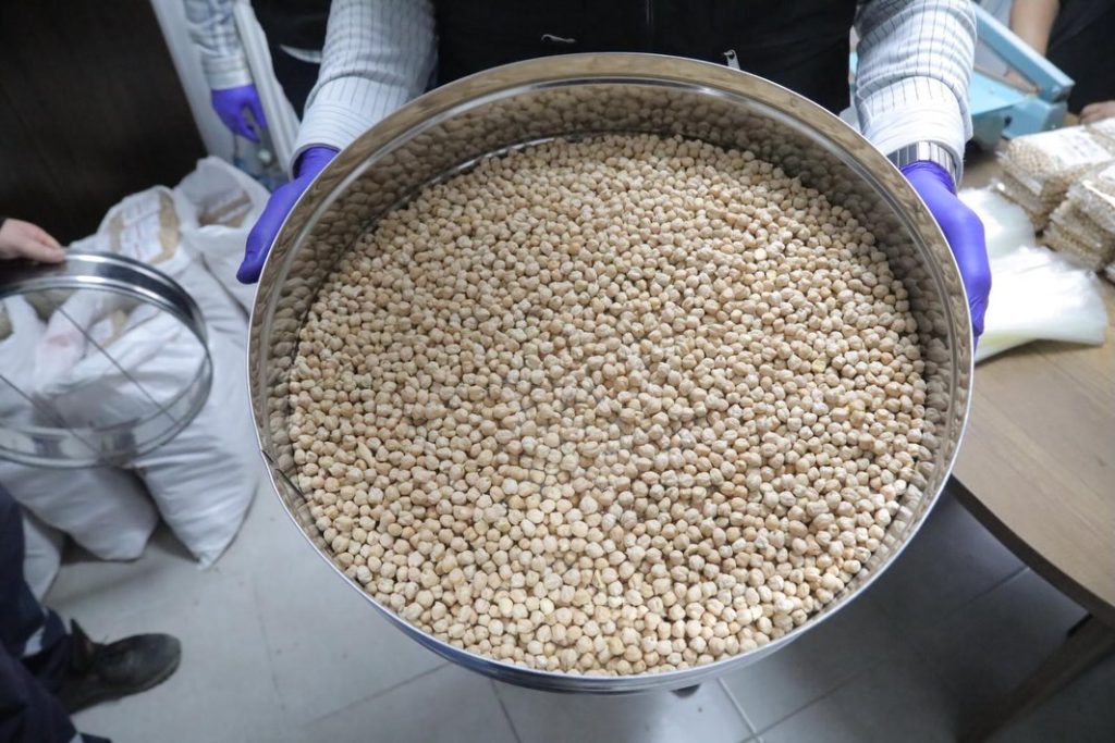 Belediyede üretimi nohutlar ihtiyaç sahiplerine! | Edirne Ahval Gazetesi 604810187 18436357321105186 7769362076886987316 n | Edirne Ahval Gazetesi