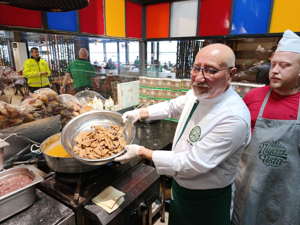 Yılın en iyi ciğer restoranı Edirne’den | Edirne Ahval Gazetesi WhatsApp Image 2025 12 22 at 15.55.57 2 | Edirne Ahval Gazetesi