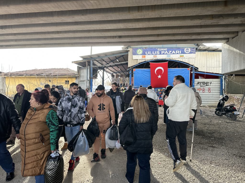 Avroya geçişte kafa karışıklığı | Edirne Ahval Gazetesi IMG 2571 | Edirne Ahval Gazetesi