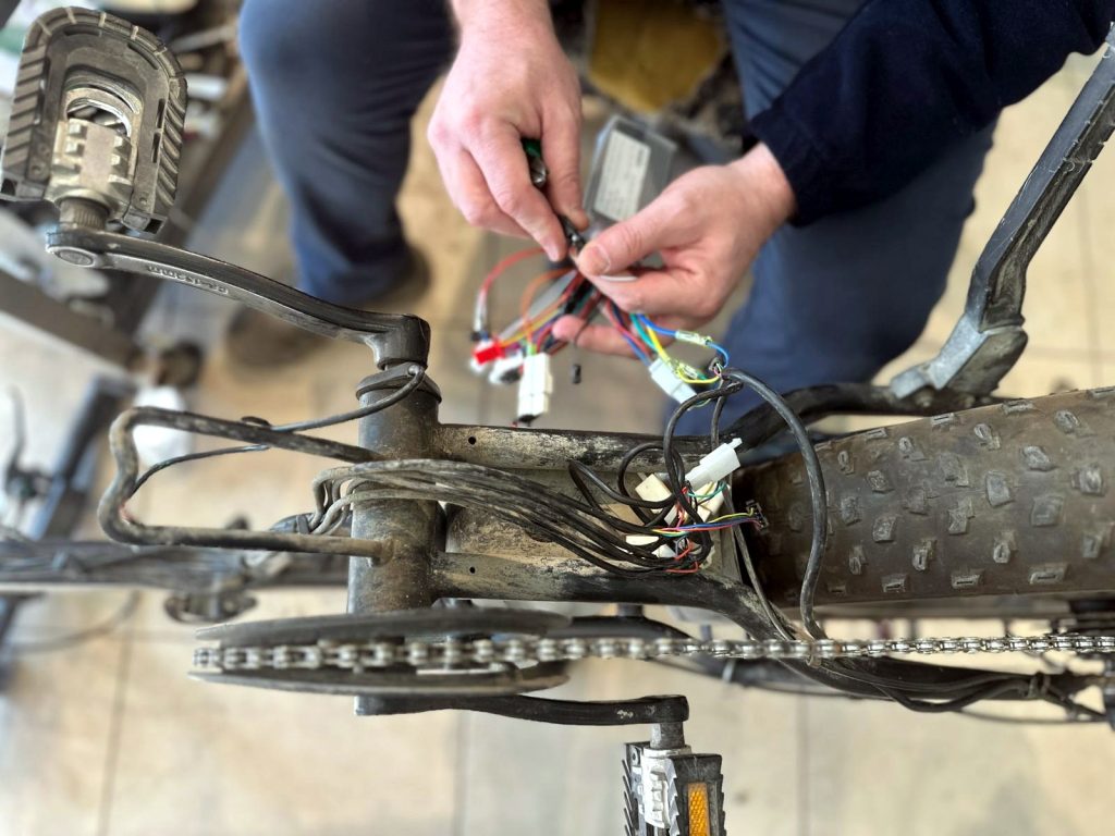 Sanayide teknolojiye ayak uyduran usta | Edirne Ahval Gazetesi WhatsApp Image 2026 02 01 at 15.51.35 1 | Edirne Ahval Gazetesi